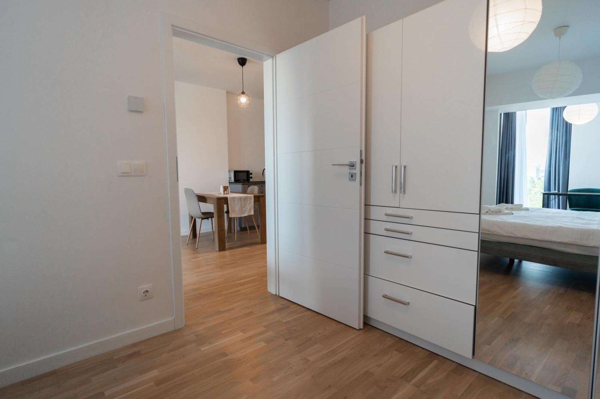 Lagoon Park With View Apartment *